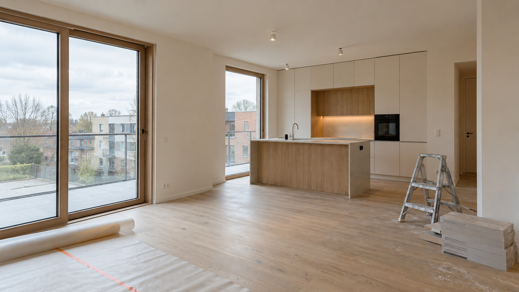 Een moderne ruimte in de laatste fase vóór de oplevering